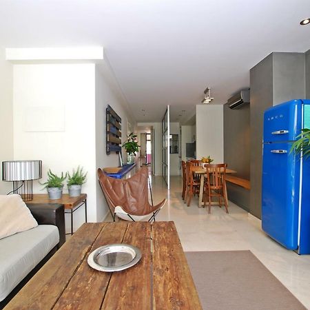 Blue Fridge Apartmen - Blue Fridge Apartmen - Ideal For Couples, Near Beach And Well Connected Daire Vilassar De Mar Dış mekan fotoğraf