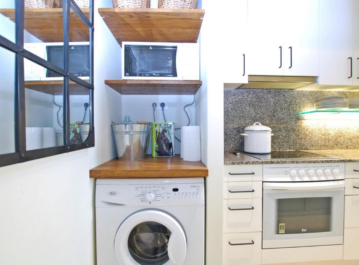 Blue Fridge Apartmen - Blue Fridge Apartmen - Ideal For Couples, Near Beach And Well Connected Daire Vilassar De Mar Dış mekan fotoğraf